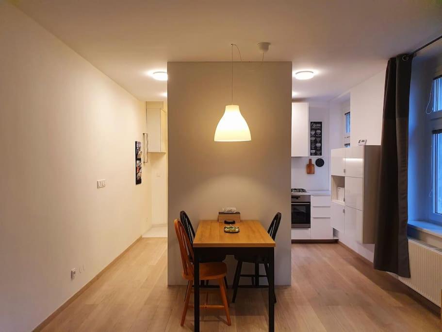 Lovely & Unique Apt In The Historic Center. Bratislava Extérieur photo